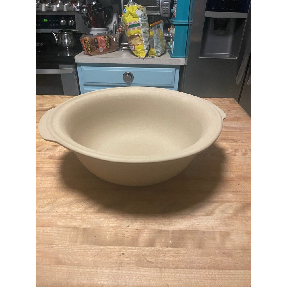 Pampered Chef Stoneware Large Mixing Baking Bowl Family Heritage 13x12x4 USA